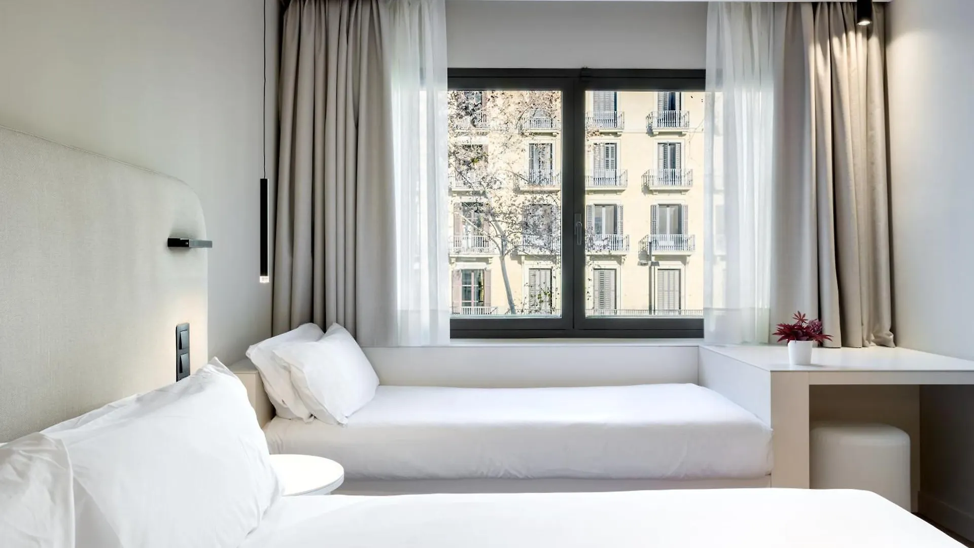Royal Ramblas Barcelona Hotel
