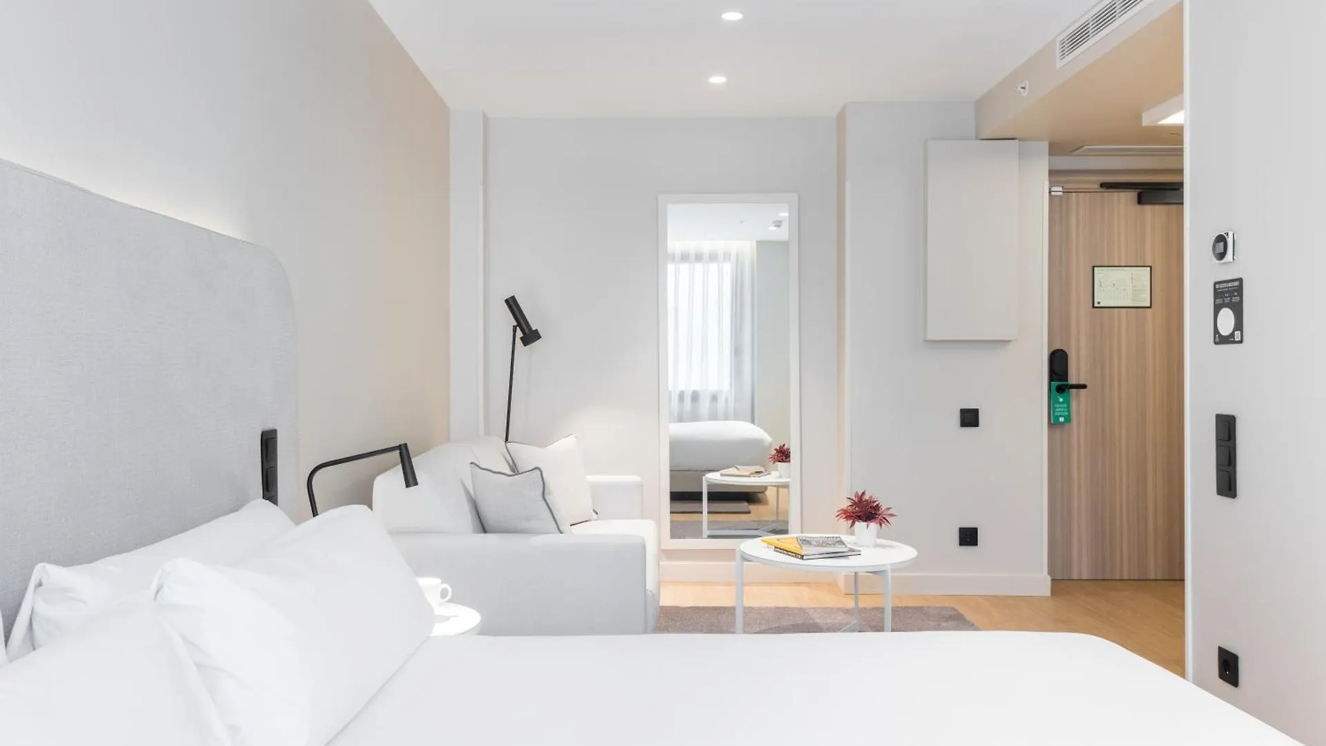 Royal Ramblas Barcelona Hotel
