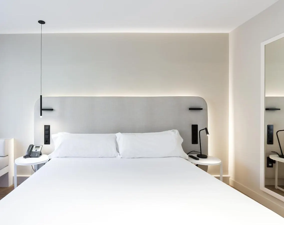 Royal Ramblas Barcelona 4*,